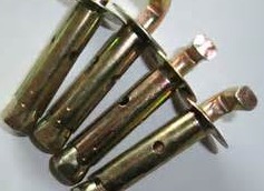 安裝一臺電熱水器需要用到幾個螺釘？